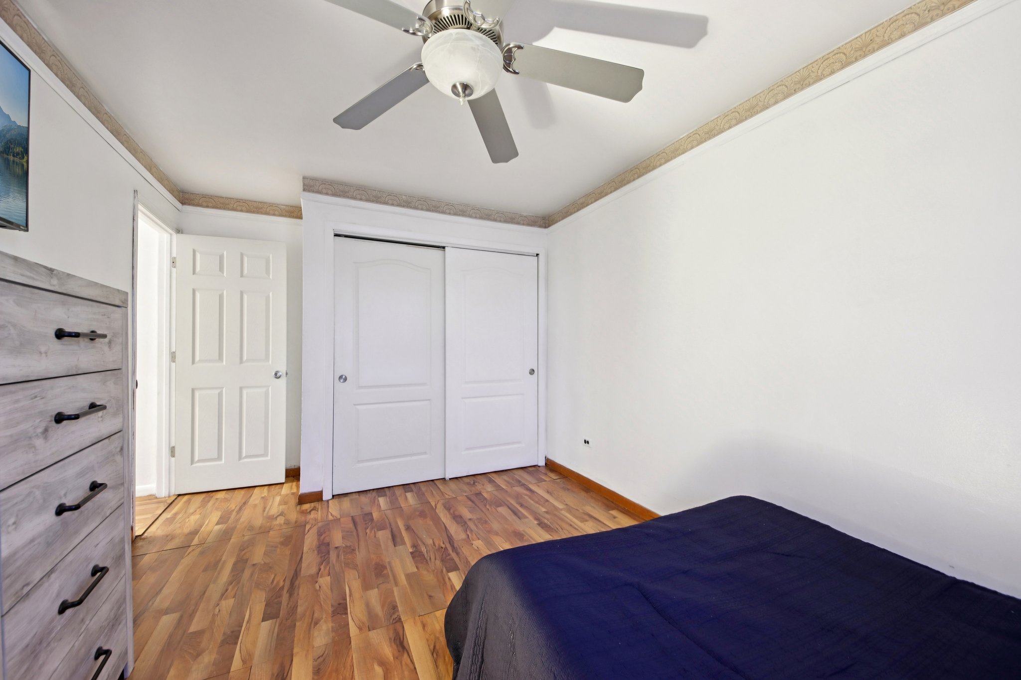 Hollywood Ave-S1902-024.jpg