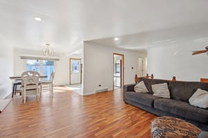 Hollywood Ave-S1902-008.jpg