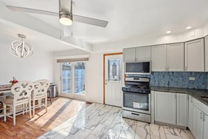 Hollywood Ave-S1902-012.jpg