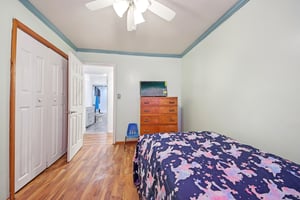 Hollywood Ave-S1902-022.jpg