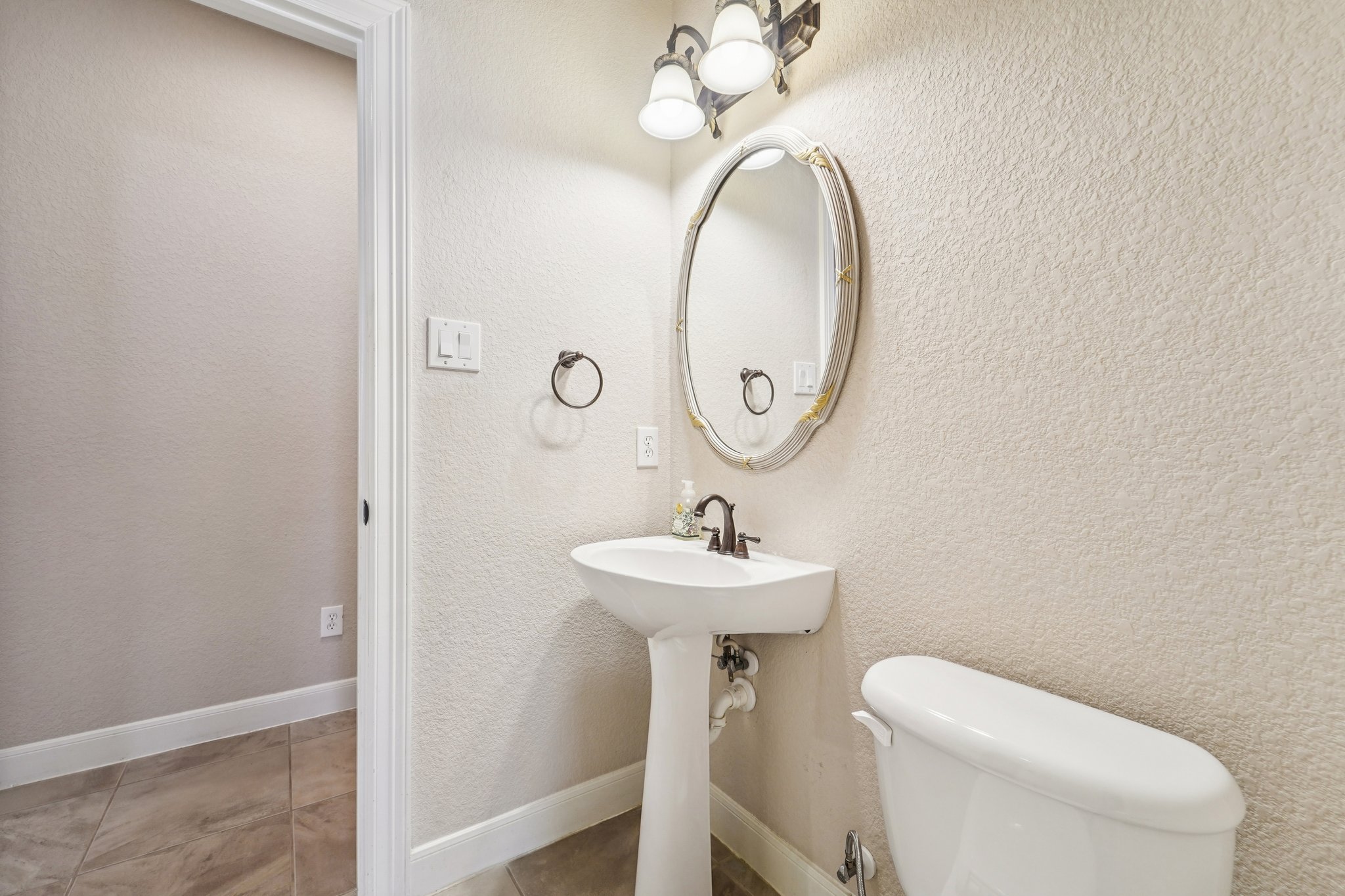 Partners Voice Dr-L0702-029.jpg