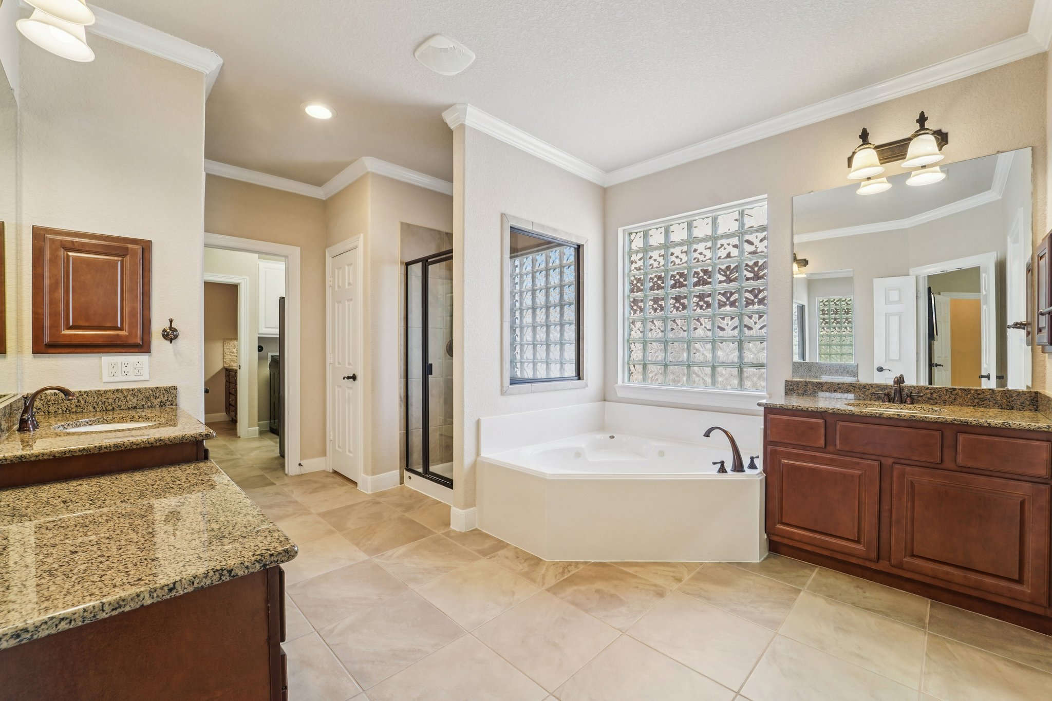 Partners Voice Dr-L0702-037.jpg