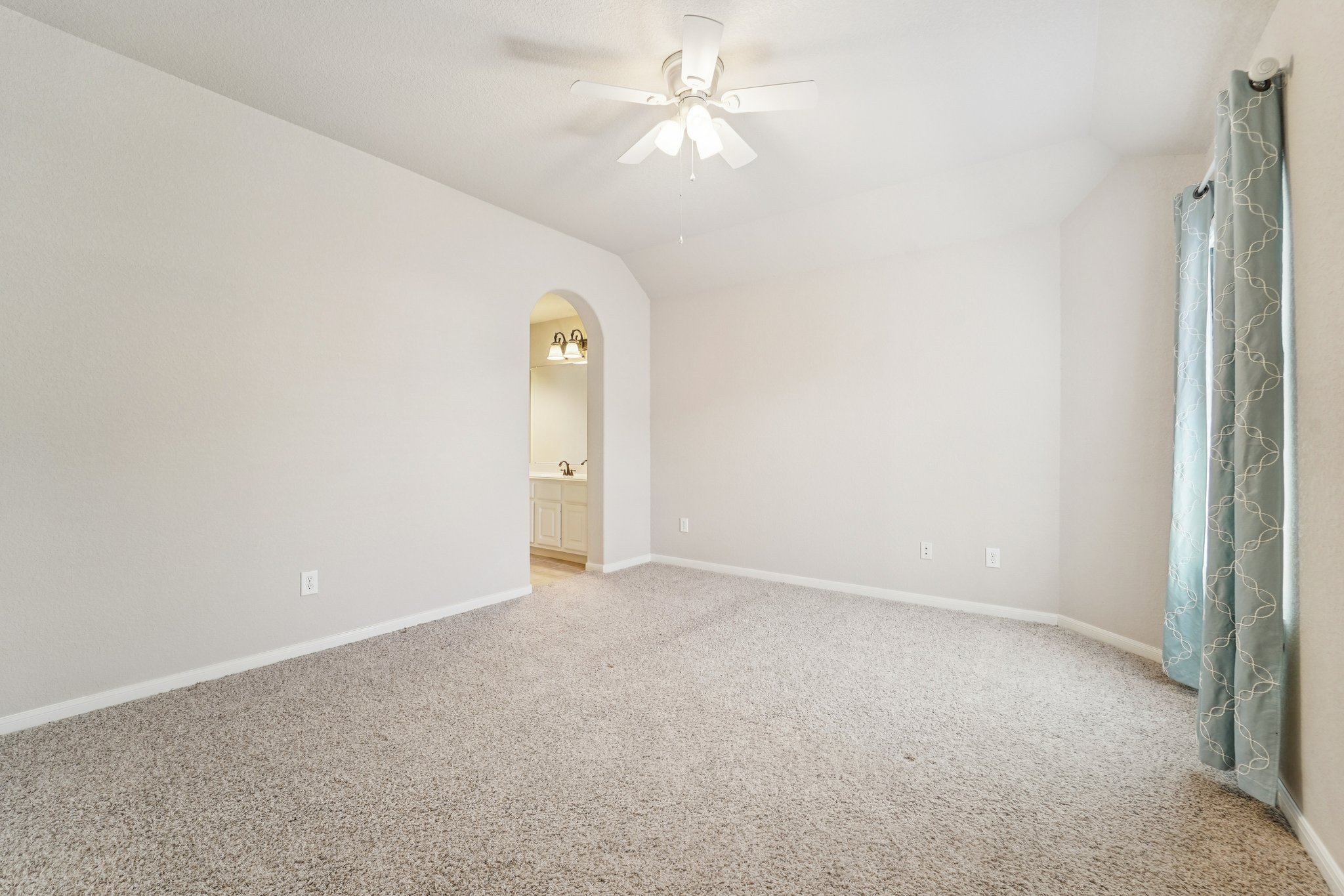 Partners Voice Dr-L0702-049.jpg