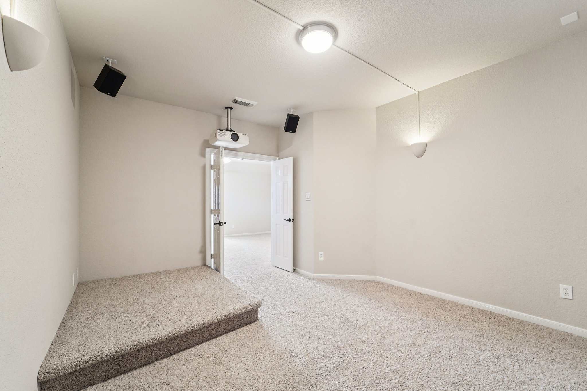 Partners Voice Dr-L0702-064.jpg