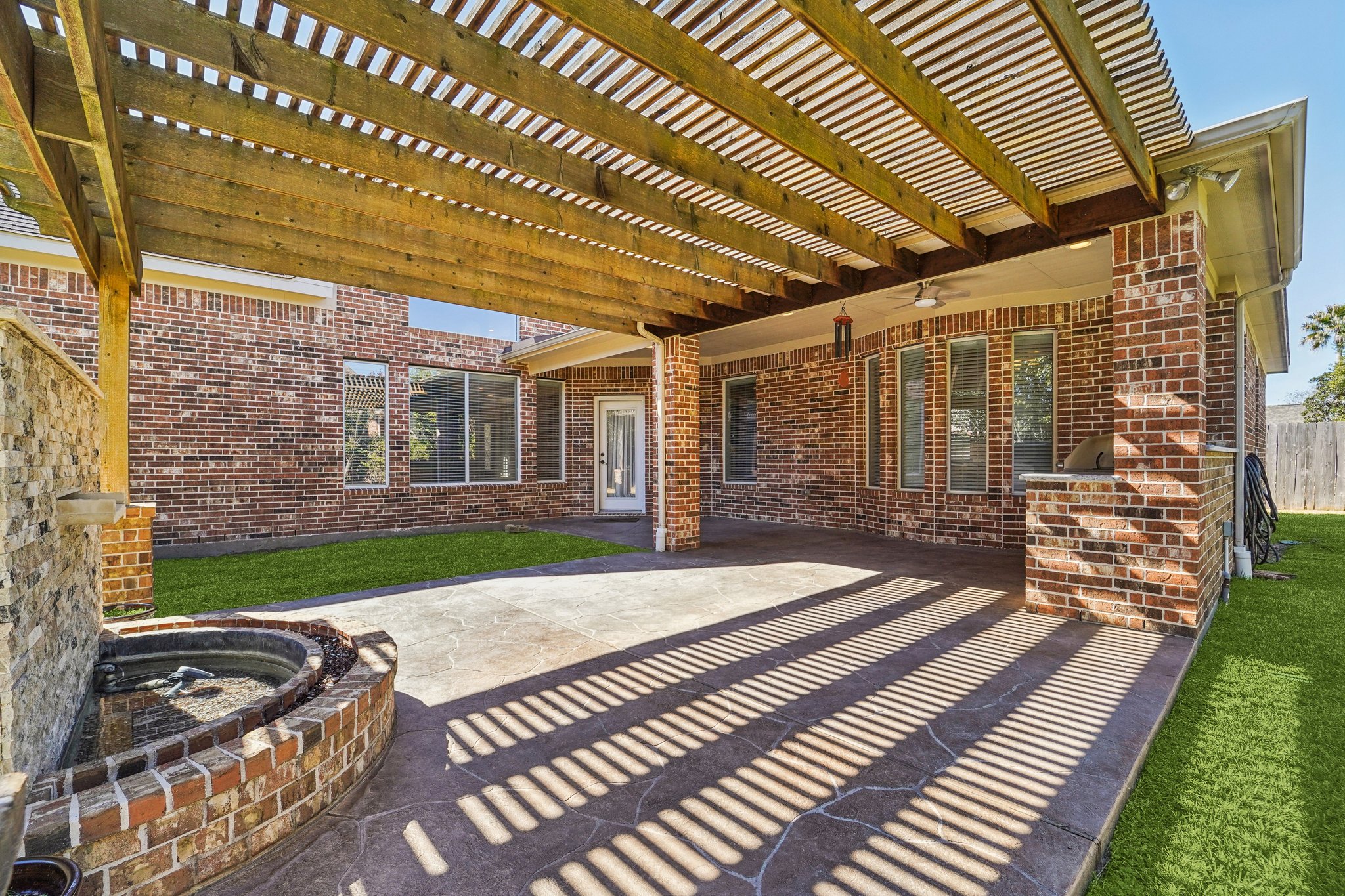 Partners Voice Dr-L0702-071.jpg