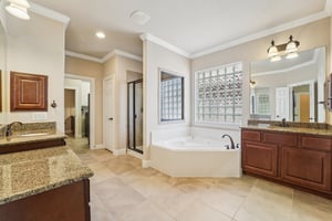 Partners Voice Dr-L0702-037.jpg