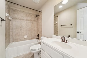 Partners Voice Dr-L0702-055.jpg