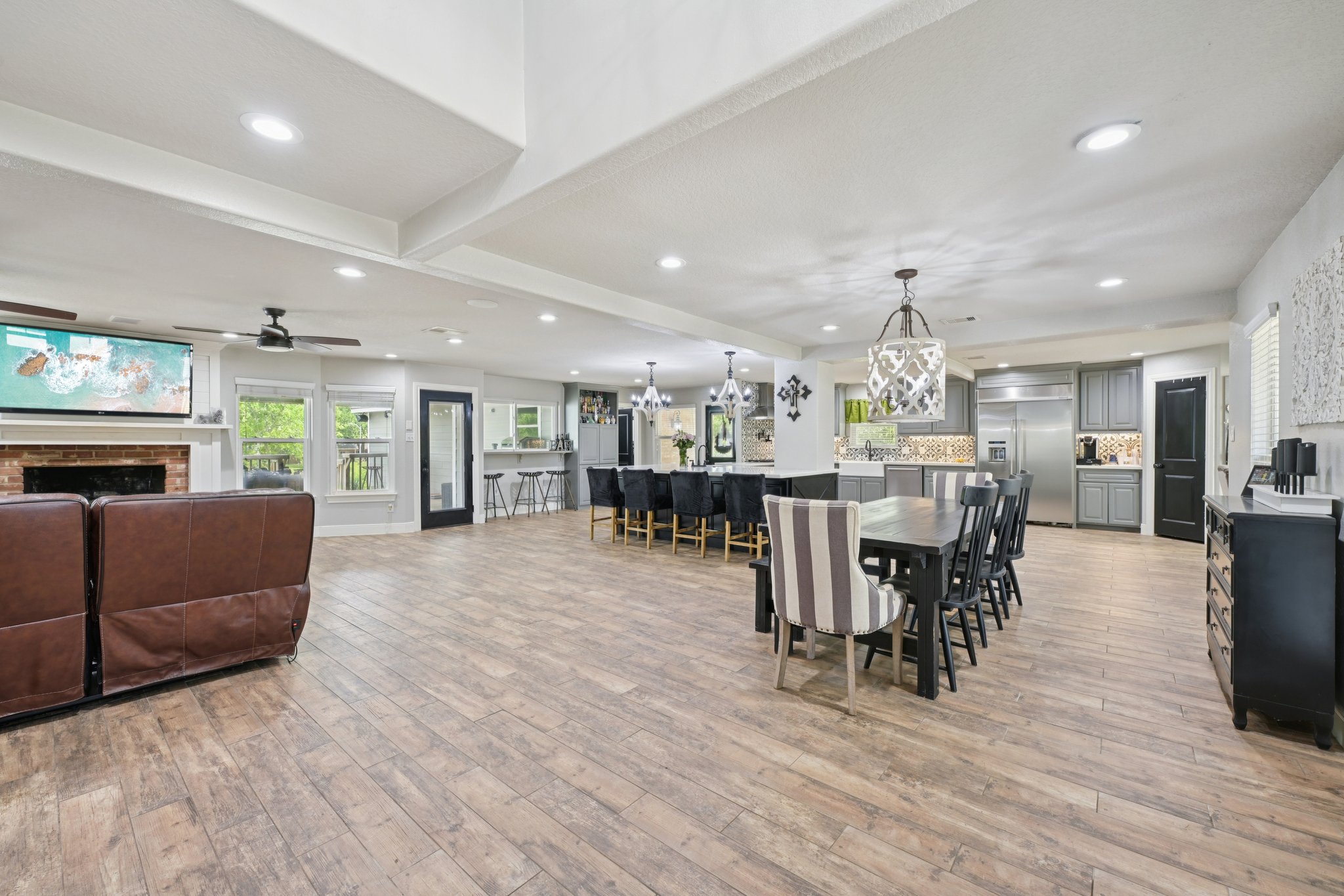 Point Lookout Dr-L1804-012.jpg