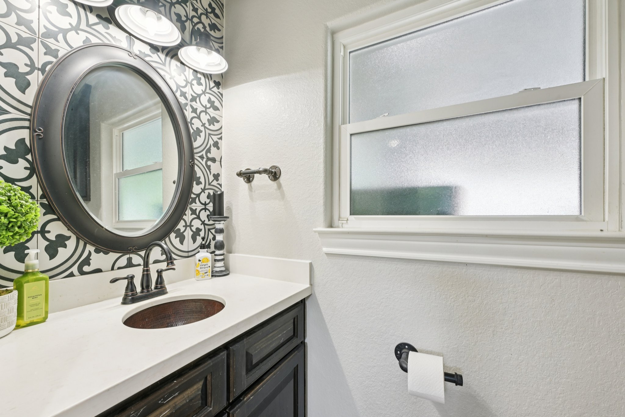 Point Lookout Dr-L1804-023.jpg