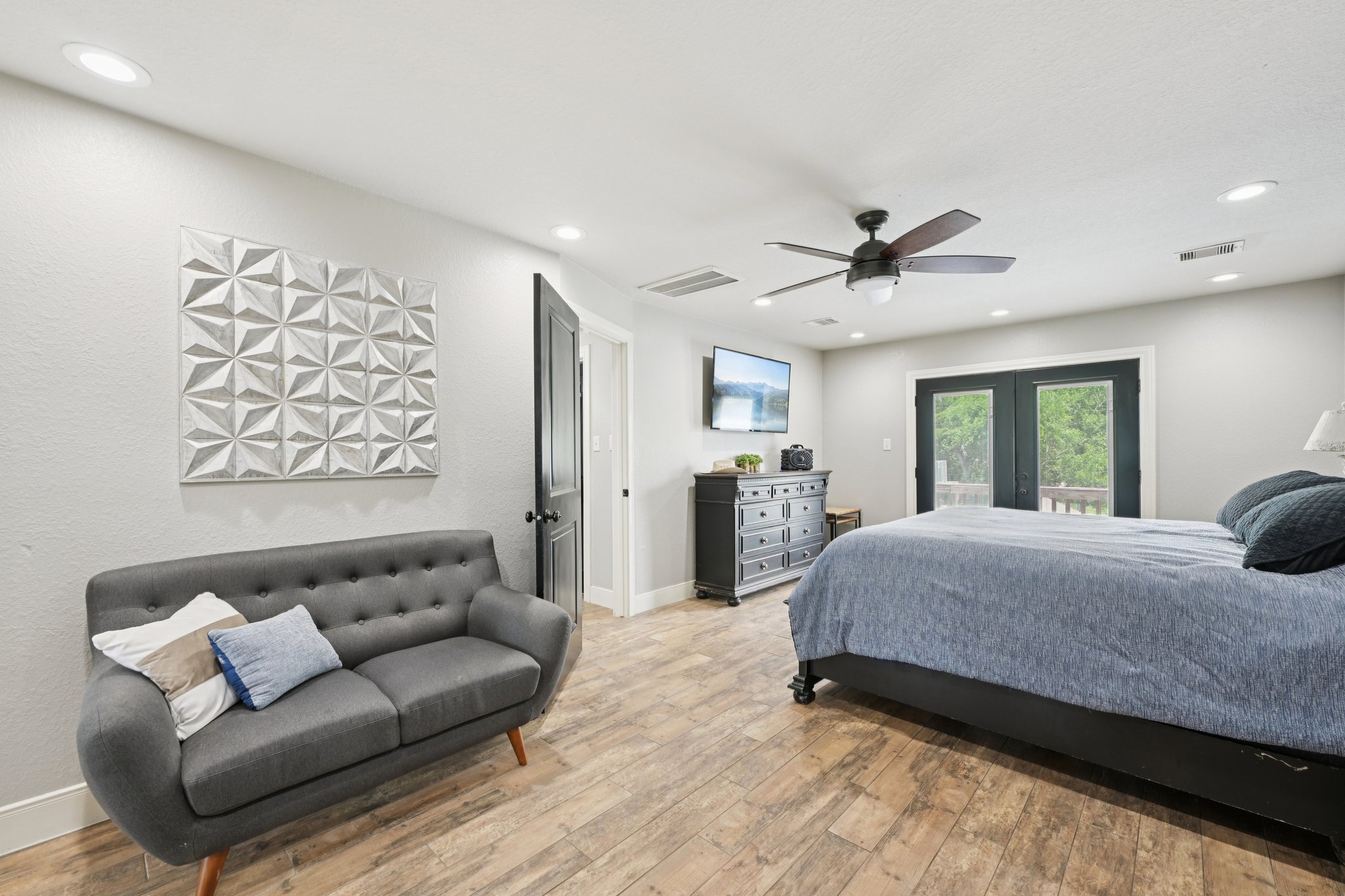 Point Lookout Dr-L1804-025.jpg