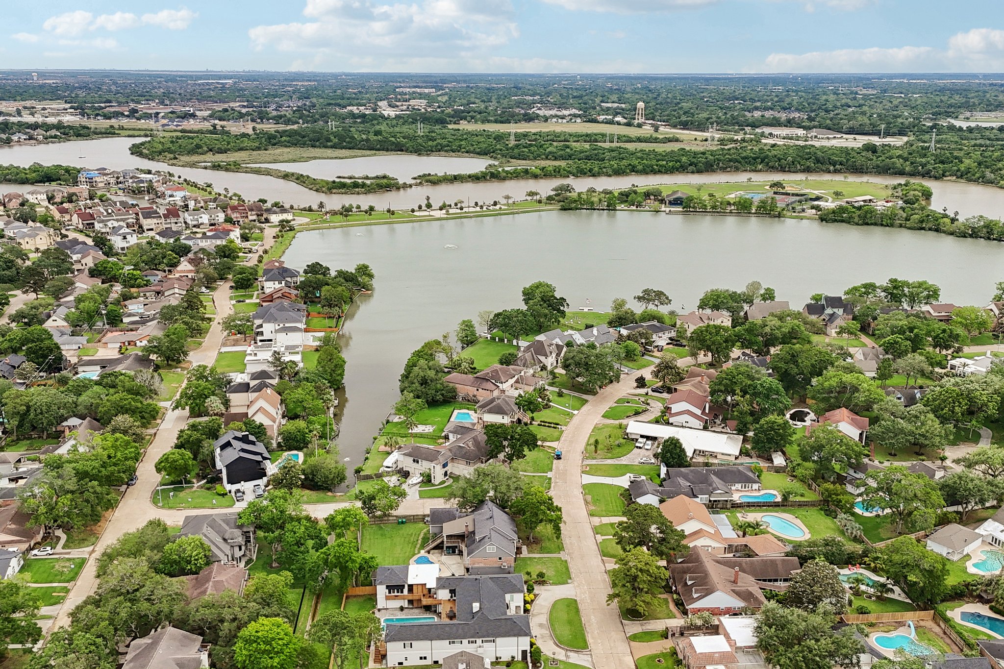 Point Lookout Dr-S2004-1-008.jpg