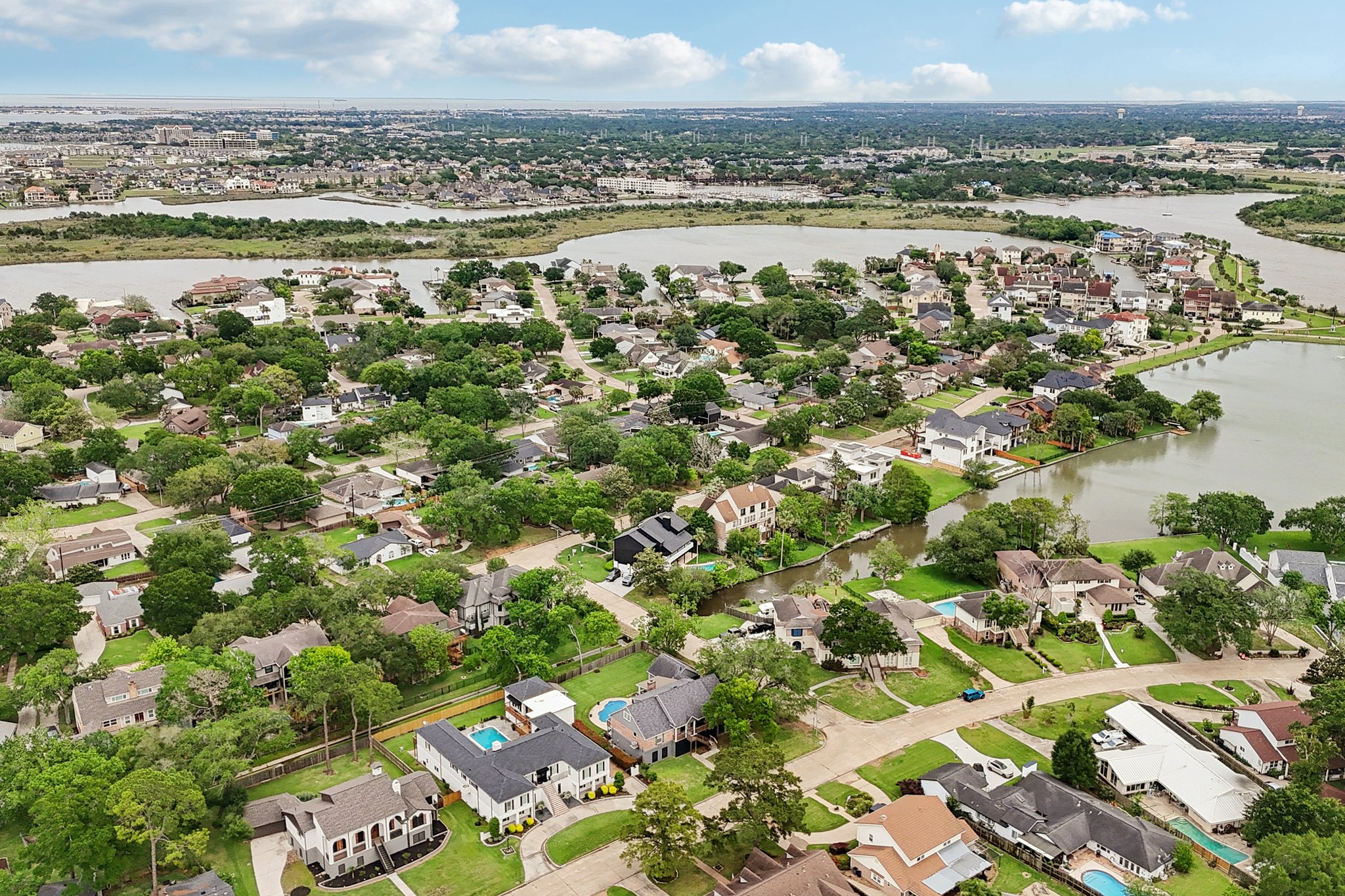 Point Lookout Dr-S2004-1-009.jpg