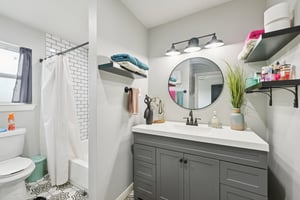 Point Lookout Dr-L1804-037.jpg