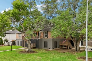 Point Lookout Dr-S2004-1-002.jpg