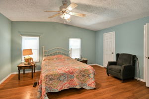  Photo 45
