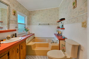  Photo 48