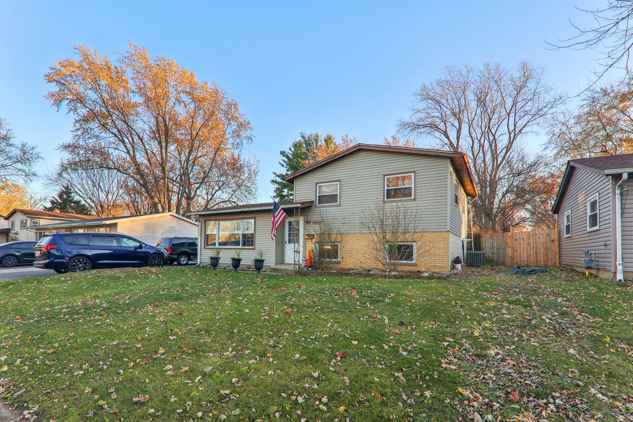 Karen Ln-S1711-005.jpg