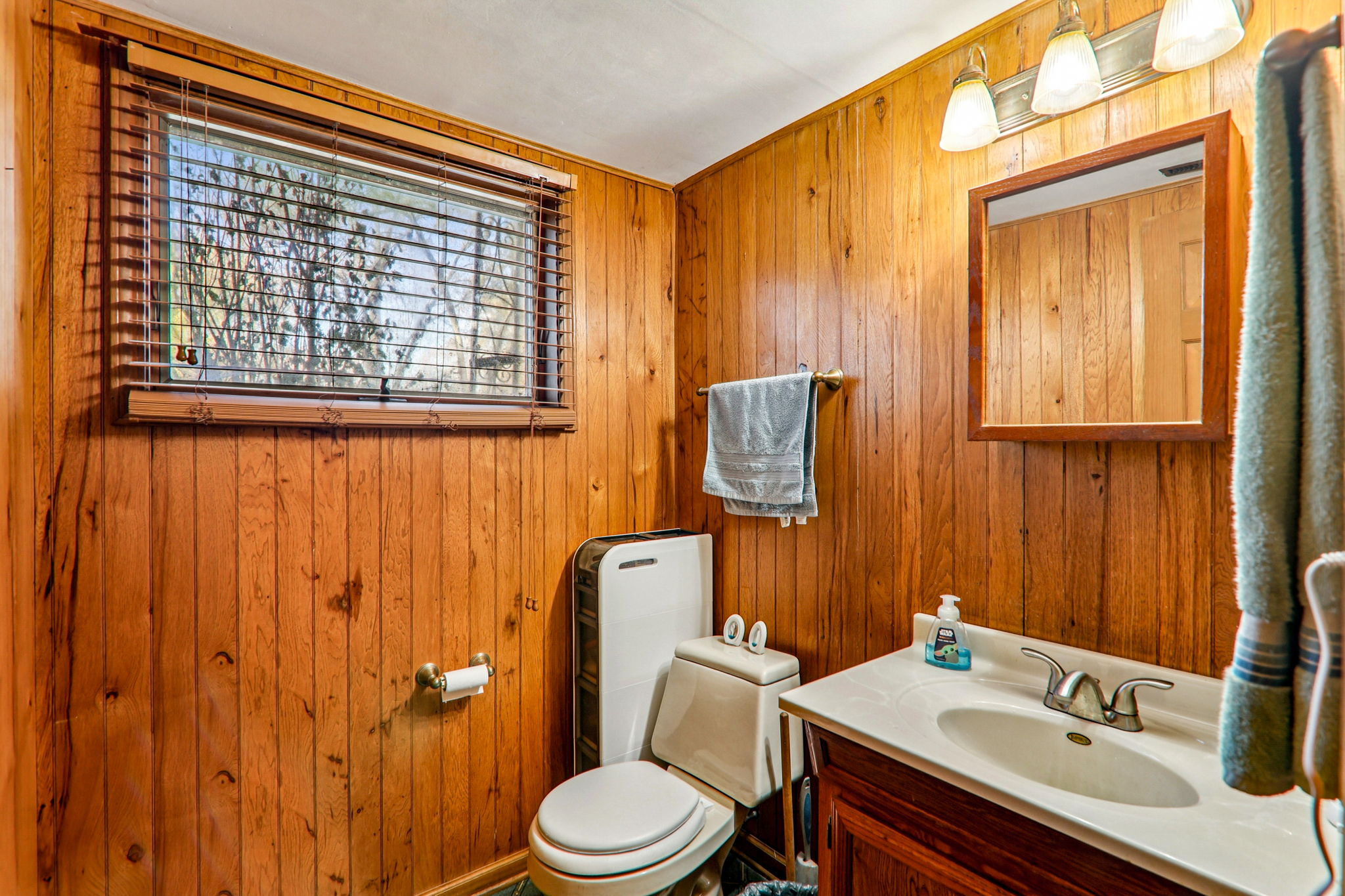 Karen Ln-S1711__6798r