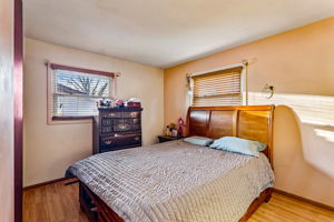 Karen Ln-S1711__6868r