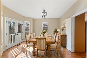 P1830169 virtually staged.jpeg