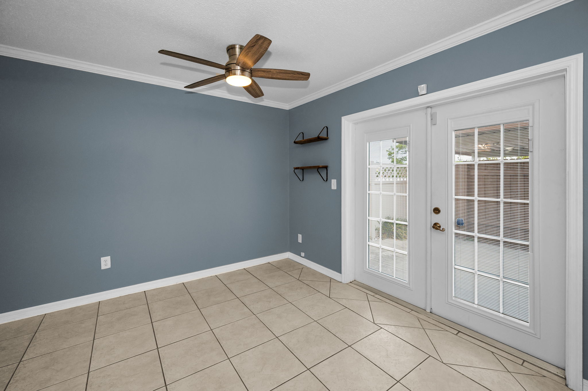 Dining Room2