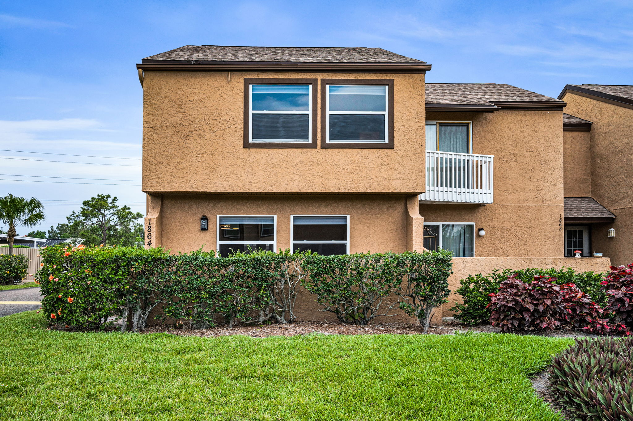 Front Exterior6