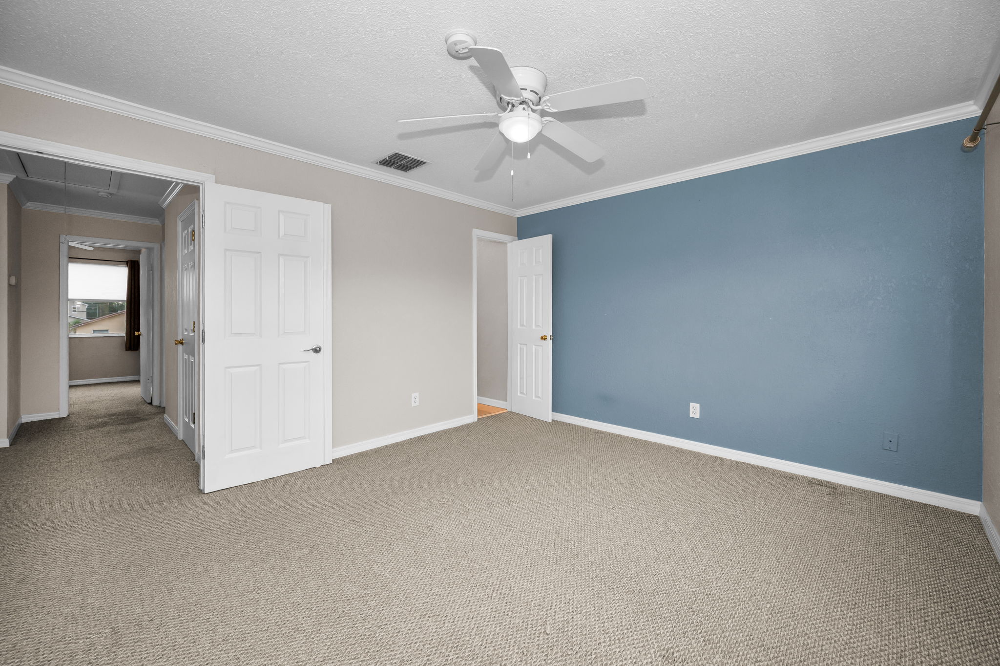 Upper Level Master Bedroom1a