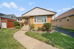  Photo 0