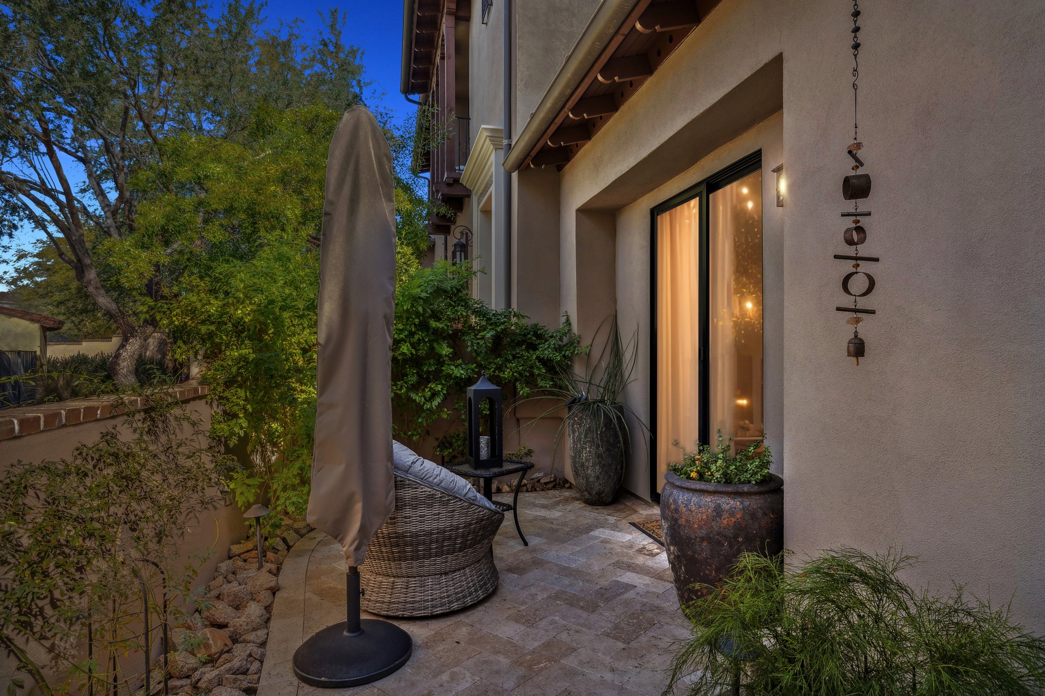 4-prinbt-18650-n-thompson-peak-pkwy-1025 (2).jpg