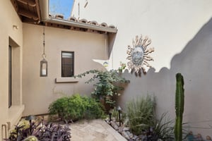 18650 N Thompson Peak Pkwy 1025 - 006 (2).jpg