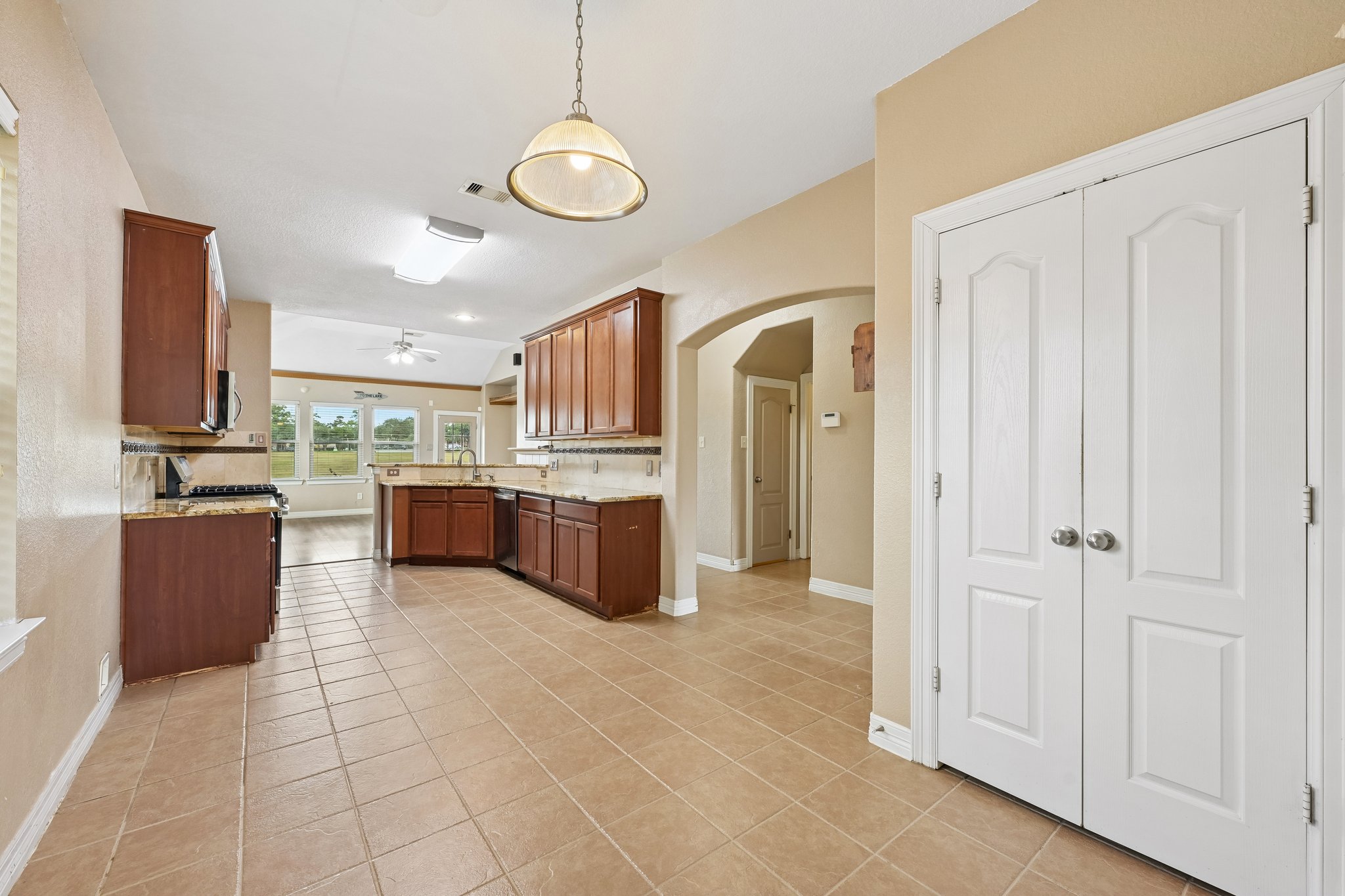 - 18654 Walden Glen Cir-S3009-014.jpg