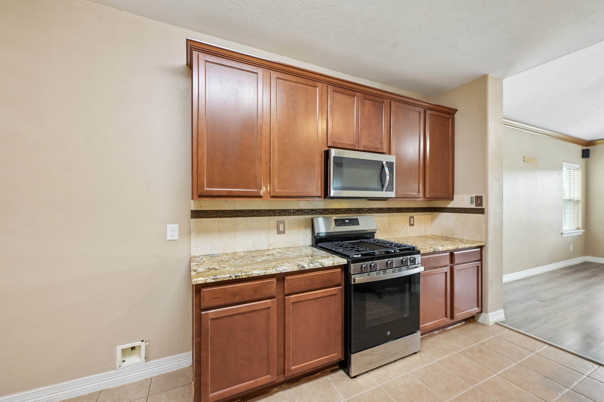 - 18654 Walden Glen Cir-S3009-019.jpg
