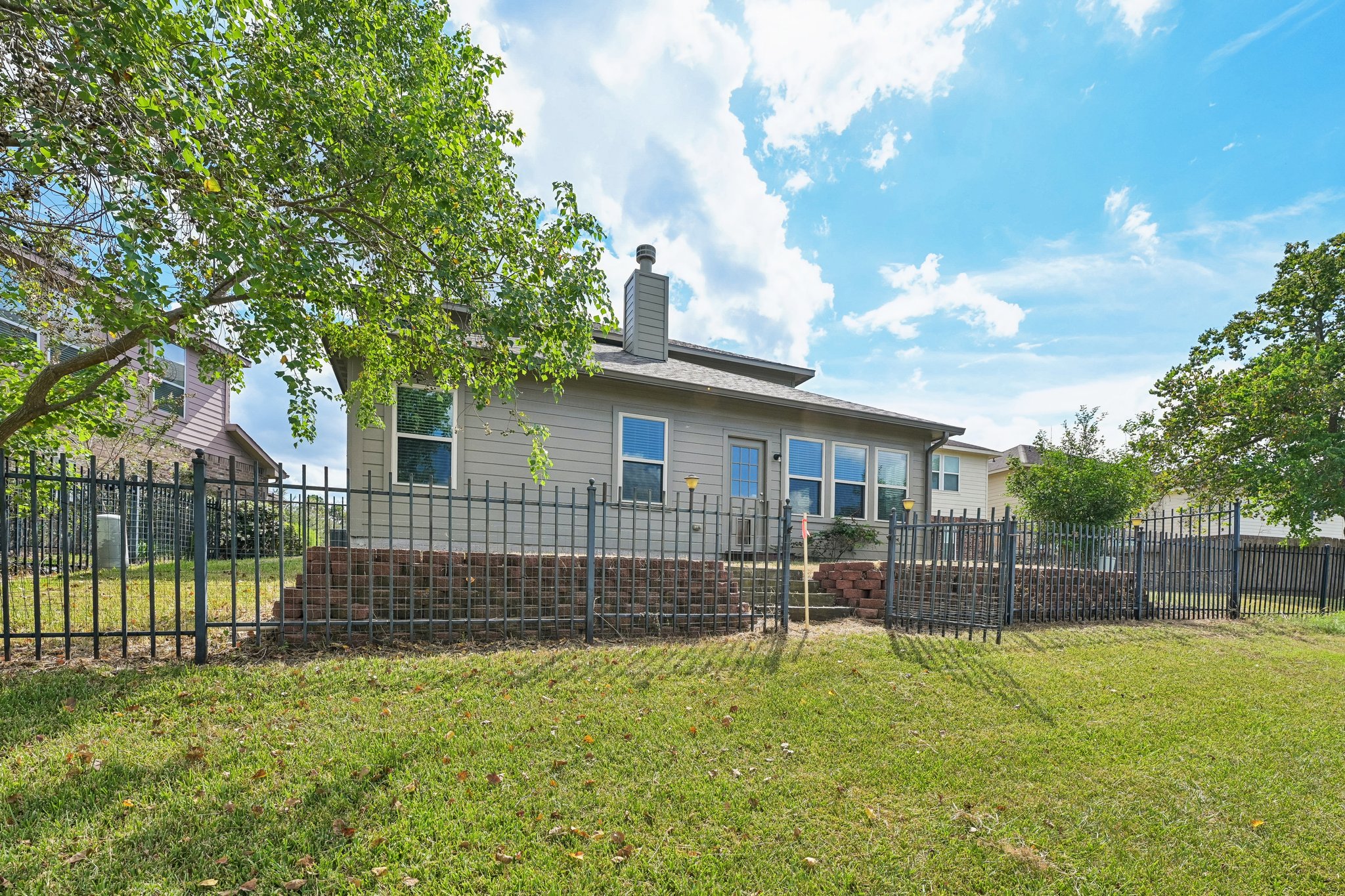 - 18654 Walden Glen Cir-S3009-040.jpg