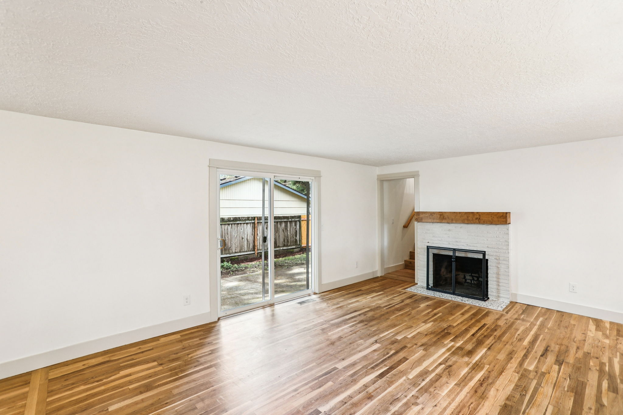 SE Yamhill Cir-2602-006