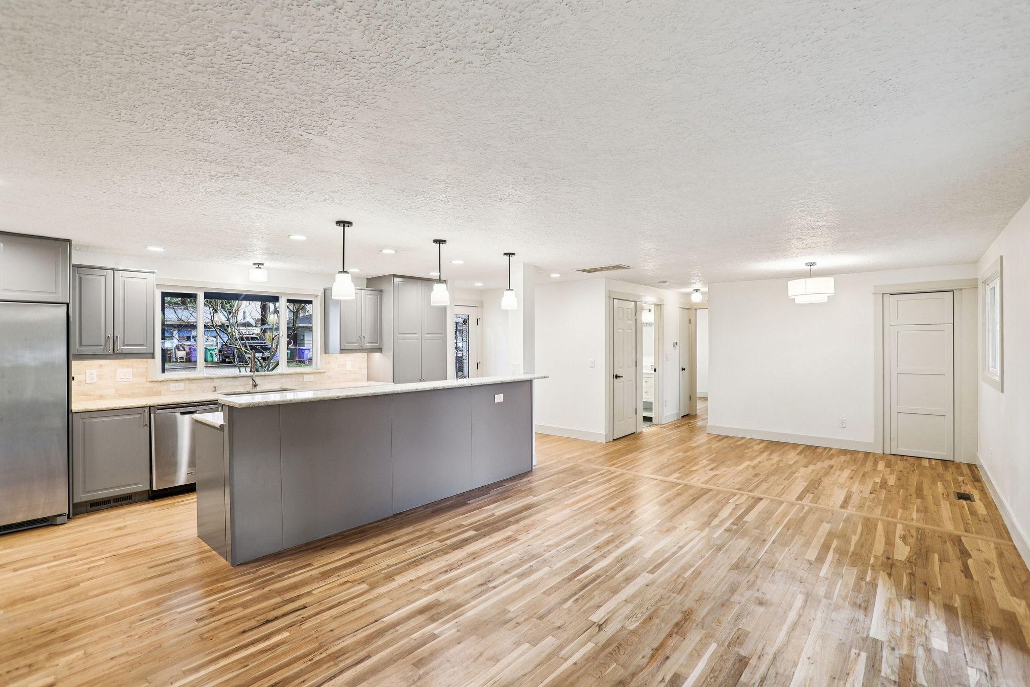 SE Yamhill Cir-2602-011