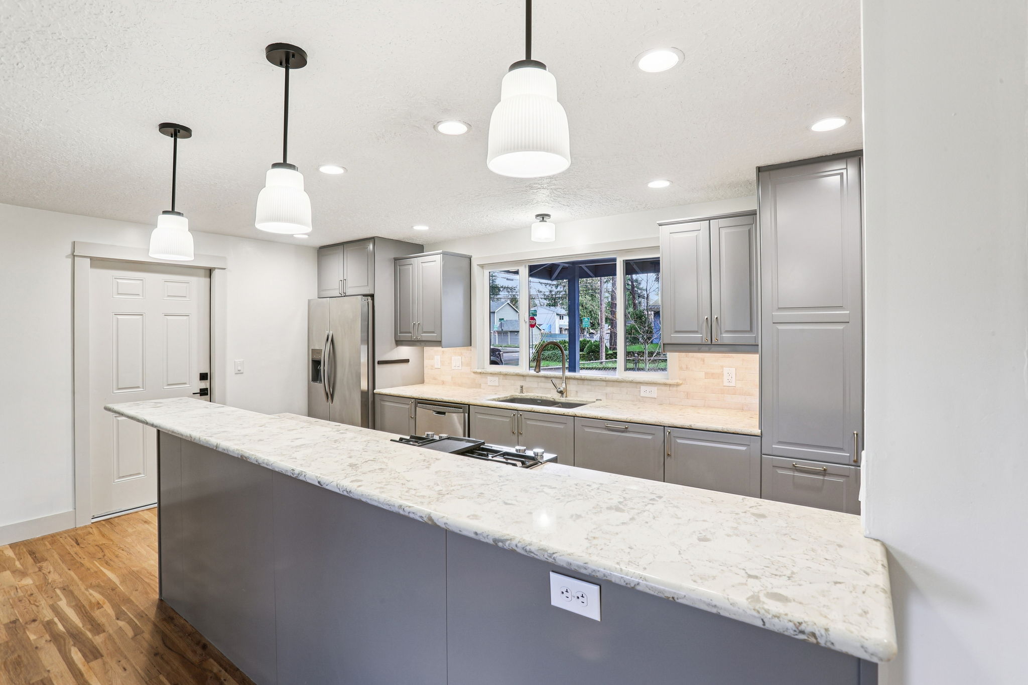 SE Yamhill Cir-2602-014