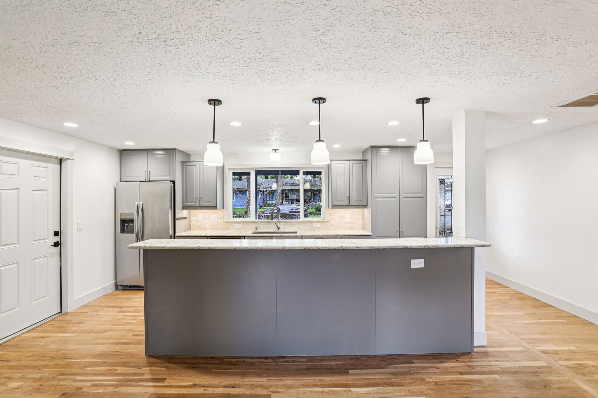 SE Yamhill Cir-2602-015