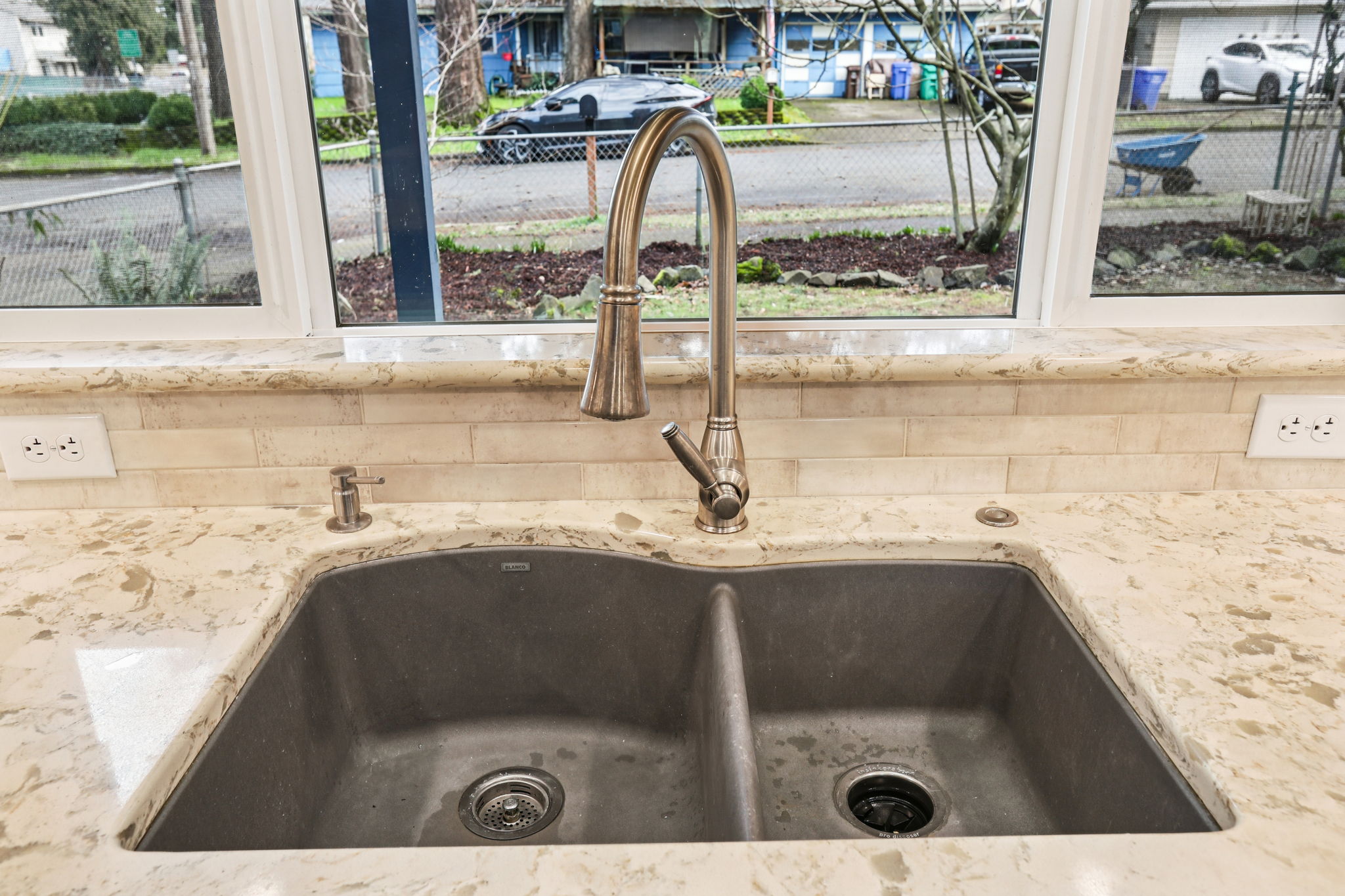 SE Yamhill Cir-2602-018