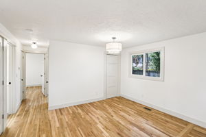 SE Yamhill Cir-2602-009