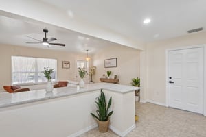 Betty Ln-S1310-014.jpg