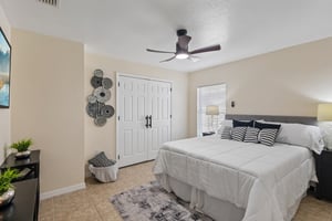 Betty Ln-S1310-016.jpg