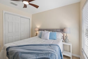 Betty Ln-S1310-020.jpg