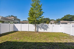 Betty Ln-S1310-029.jpg