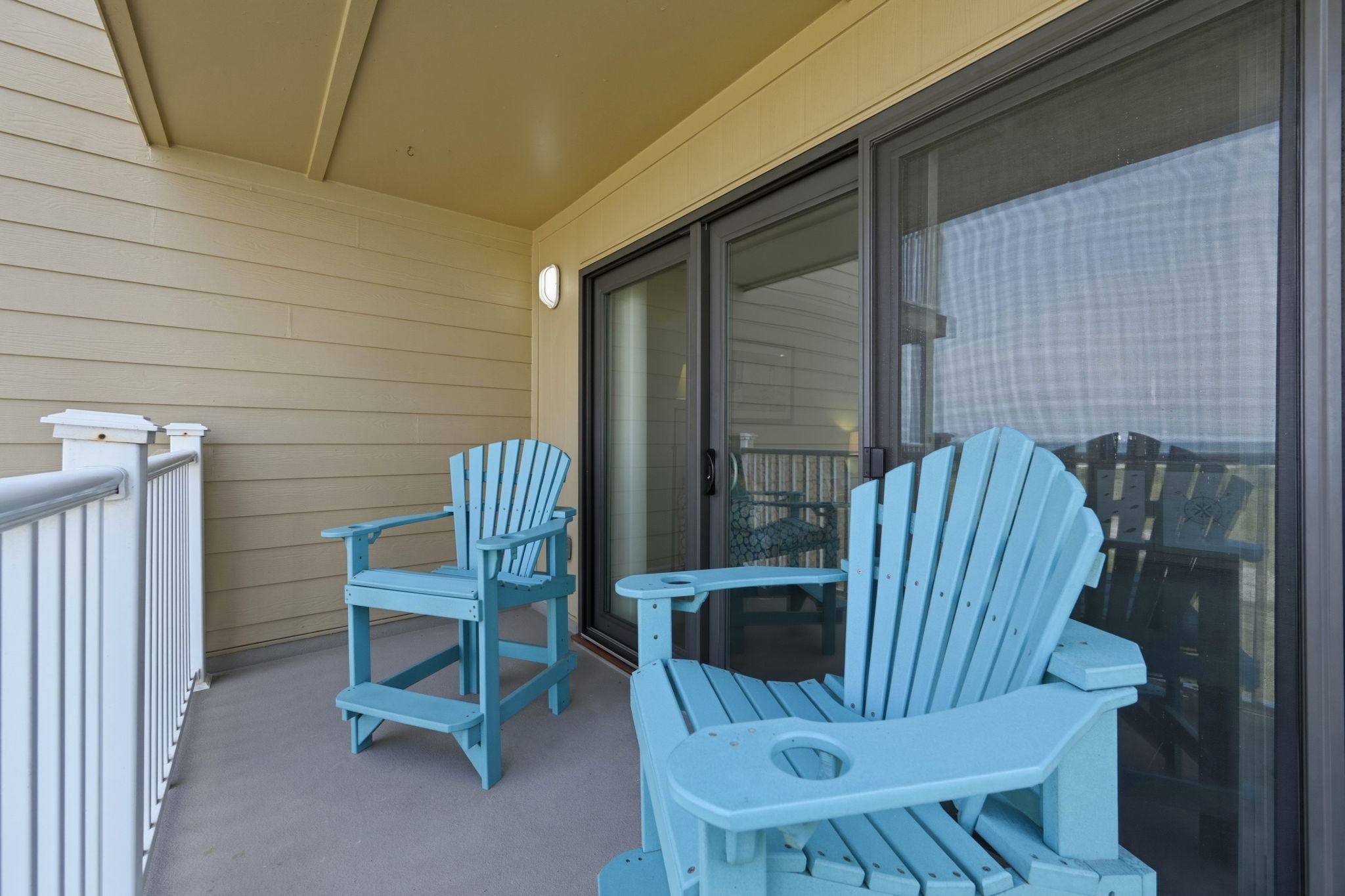 Ocean Side Deck