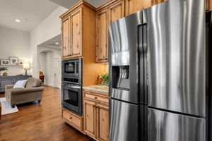  Photo 24