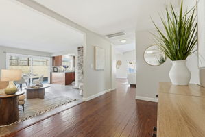 009_F8_18660 E Cavendish Dr