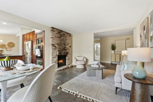 012_F8_18660 E Cavendish Dr