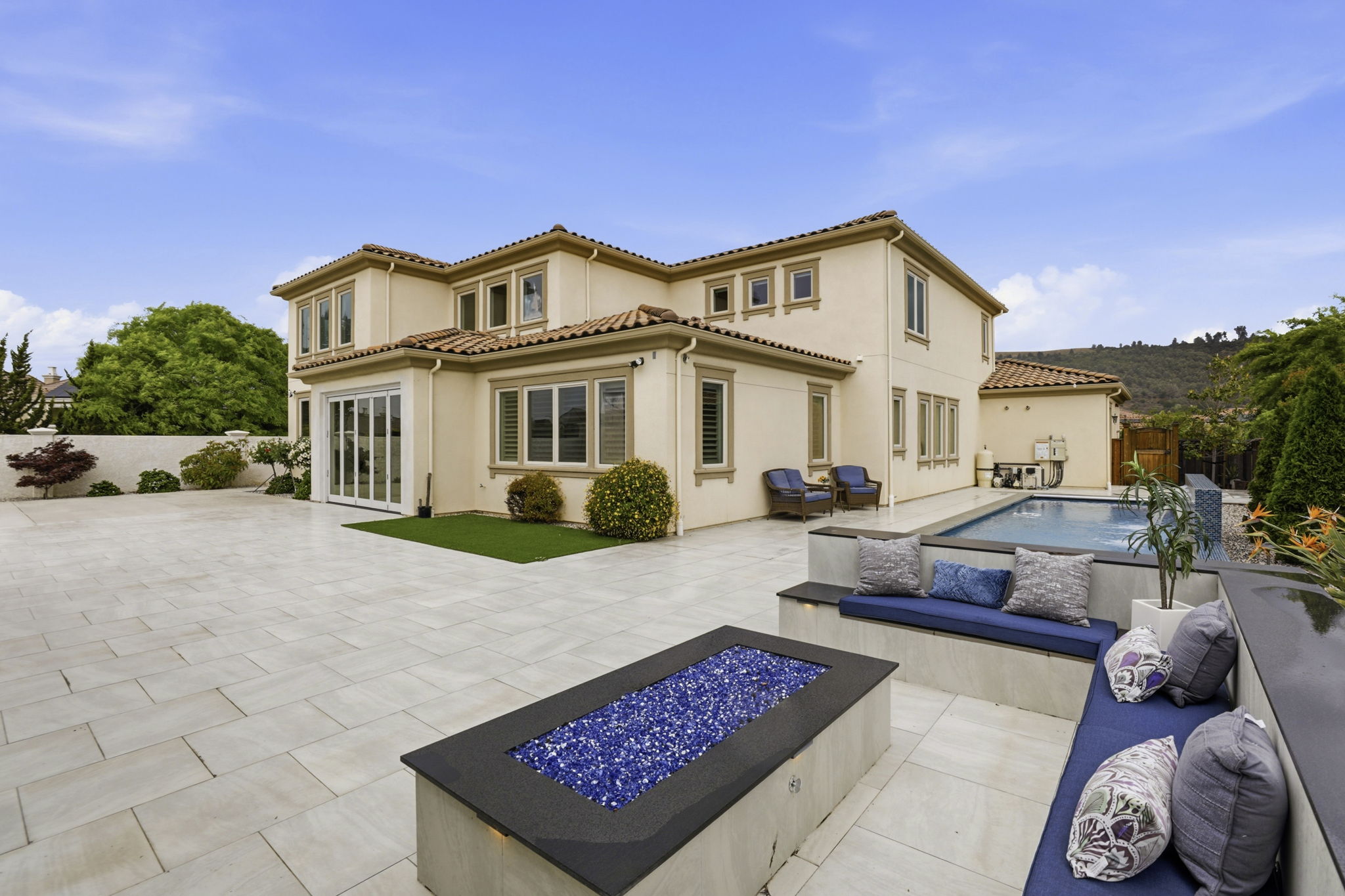 060_F8_18665 Corte Arcange