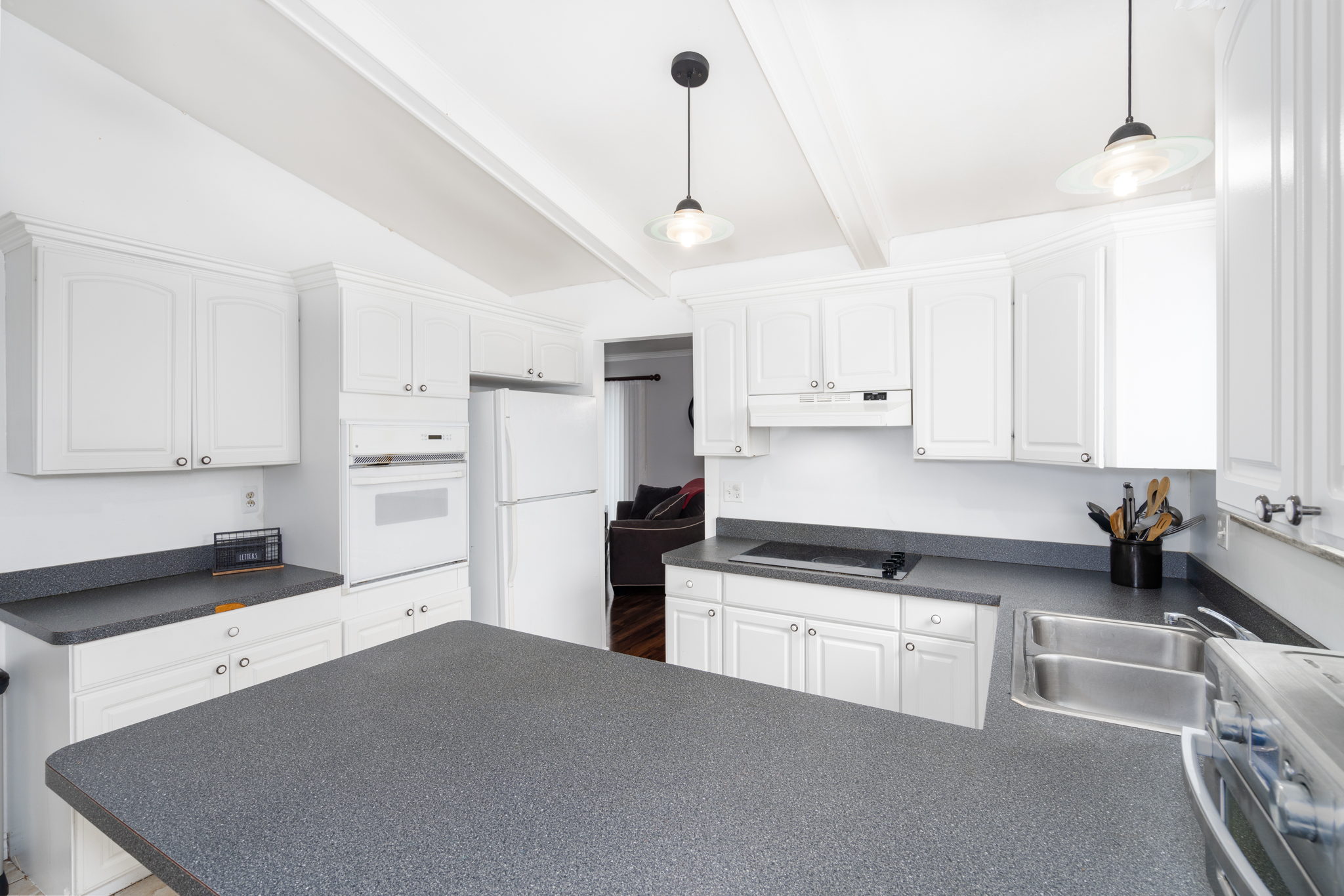 1867 N Lake Dr, Troy, MI 48083, USA Photo 21