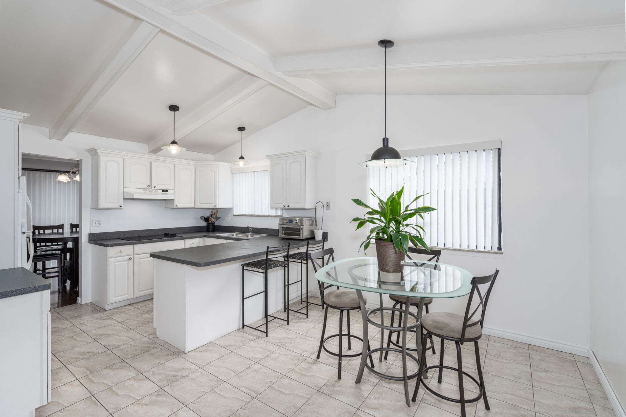 1867 N Lake Dr, Troy, MI 48083, USA Photo 18